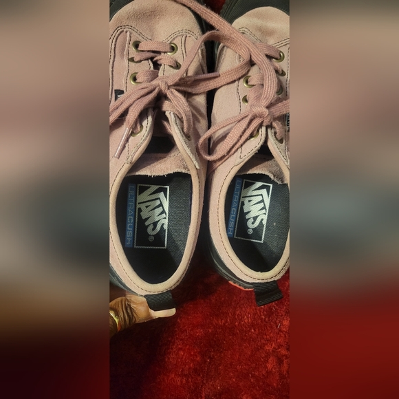 Woman's UltraCush Vans Off The Wall Pink Sneakers, Size 6.5 - Picture 4 of 7
